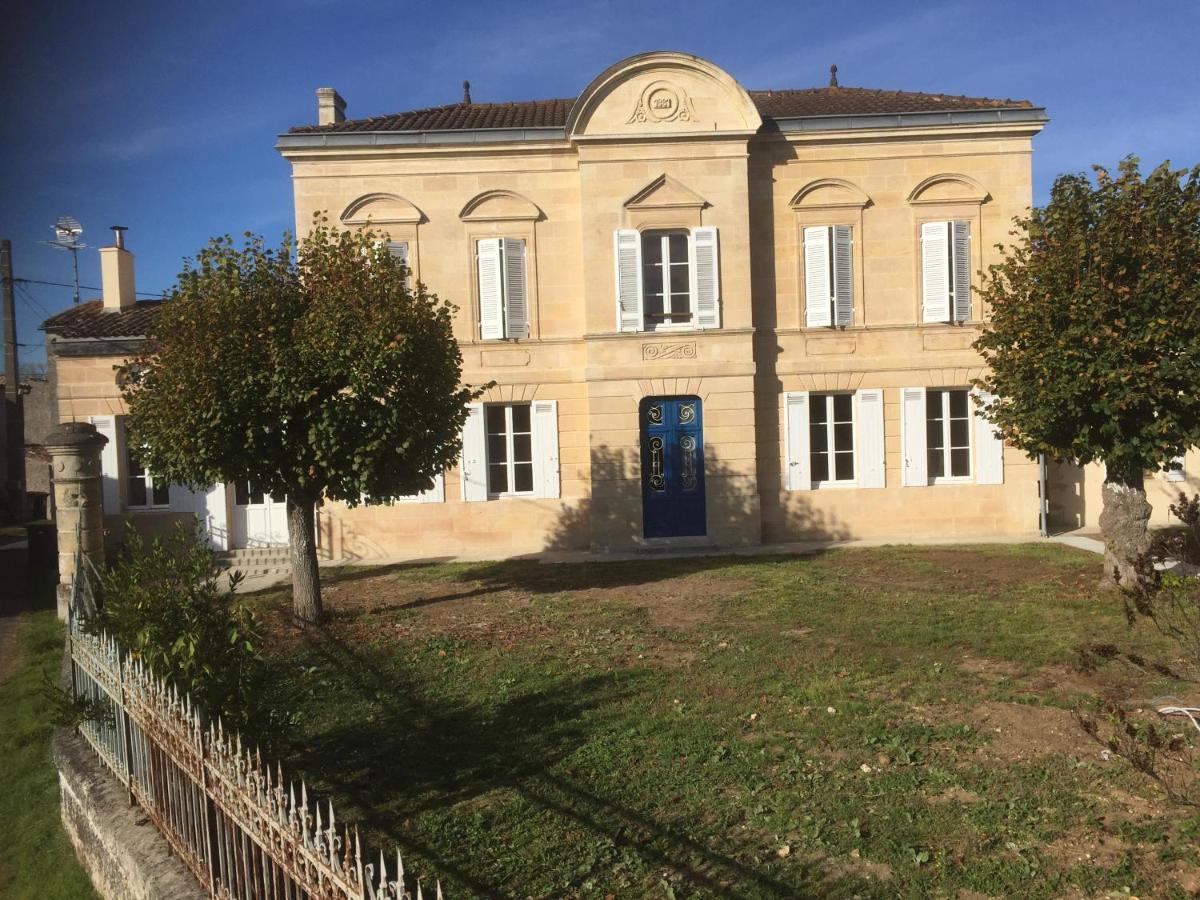 Superbe Gite A La Campagne Dans Le Bordelais Saint-Vivien-de-Blaye Exteriér fotografie